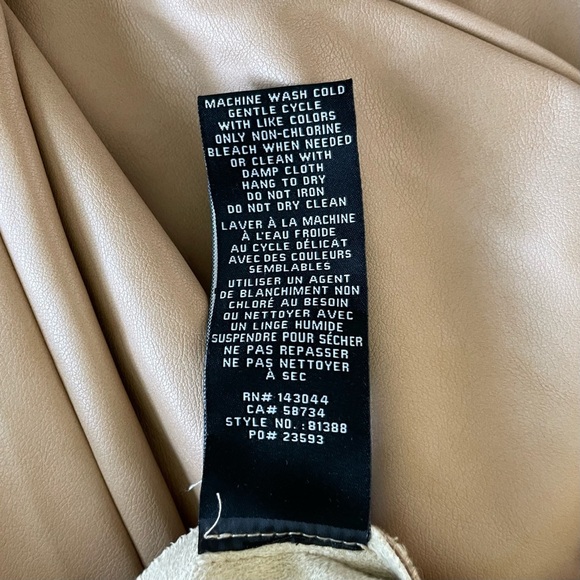 7 For All Mankind Faux Vegan Leather Pants Belted Pleated Tan Beige Wide‎ Leg L - Picture 9 of 11